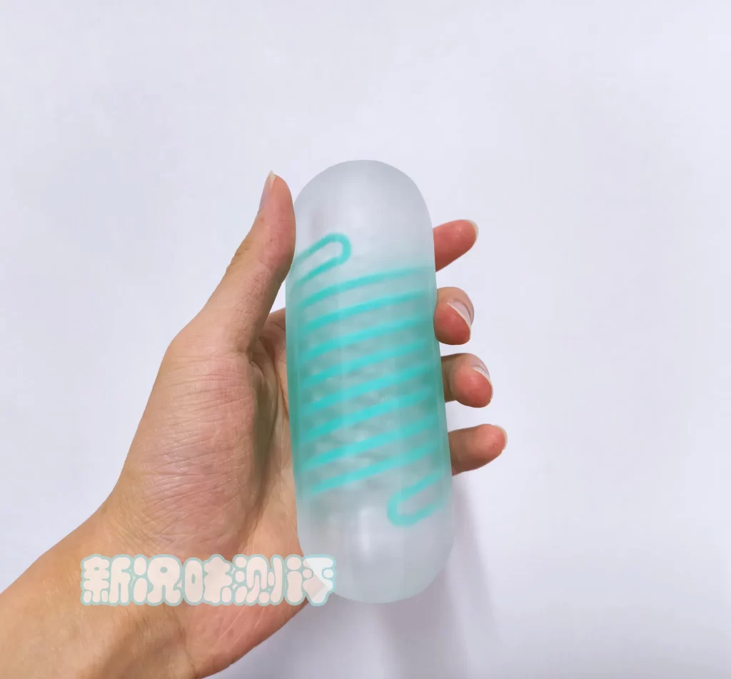 tenga—spinner 04像素测评，不是电动但也能自己旋转？新奇玩法的小型杯