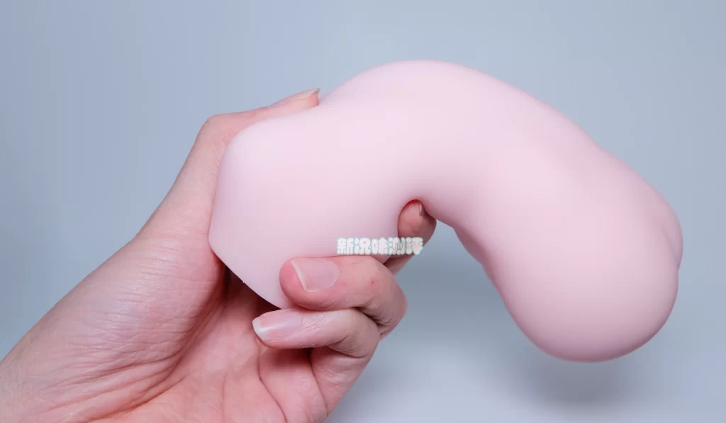 百元不到的价位能有如此精美包装，还有小型海浪般的通道体验？majomiyo—鲨鲨测评