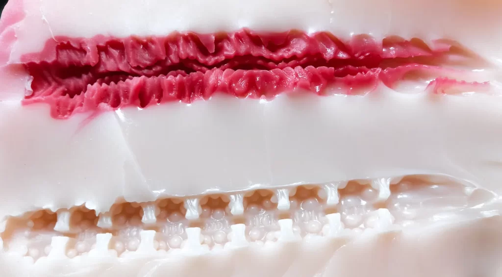 lovefactor—夜魅女王测评，色气外表下的慢玩体验，如此强硬的封面背后的本体居然是……