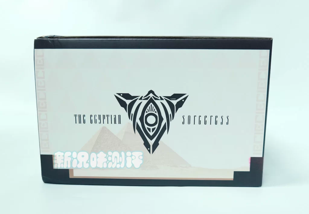 性感艳后在线劈叉，虽是一字马的黑皮小臀，但有着不俗的通道体验！MUNI—埃及妖后测评！