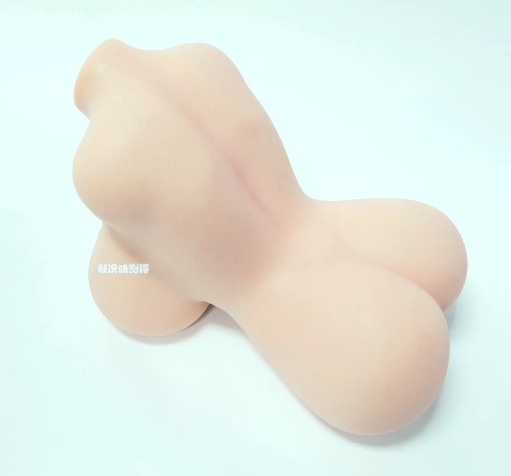 小巧精致的“硅胶”小小半身，却带着不同寻常写实大雷！琉璃温肉—甜心侍应生测评