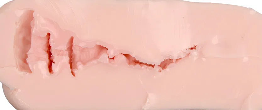 是什么支撑着十几年前的老产品，到现在依旧坚挺，难道说纯结膜是对的？魔眼—处女新娘测评