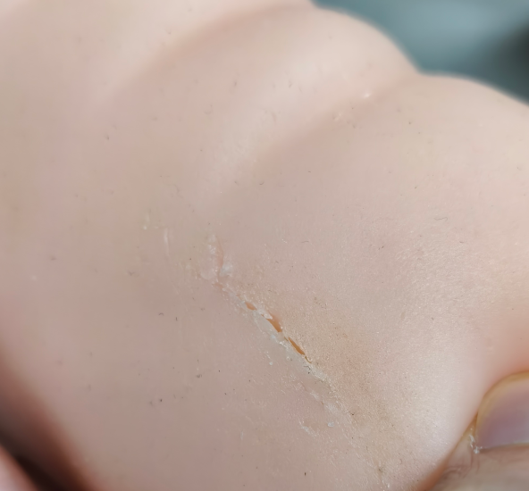 有没有大佬能手把手教一下怎么修补撕裂的杯子？|新况味测评