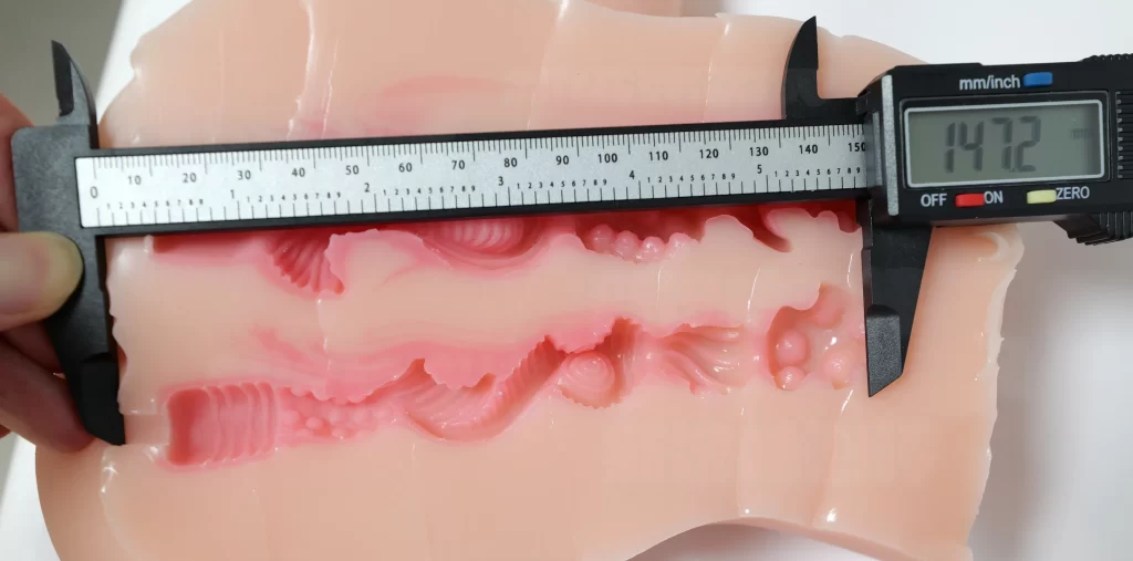 主打骑乘姿势的长腿小臀，实际用起来确实翘屁股厚乳更舒适？TMT—骑乘之臀测评