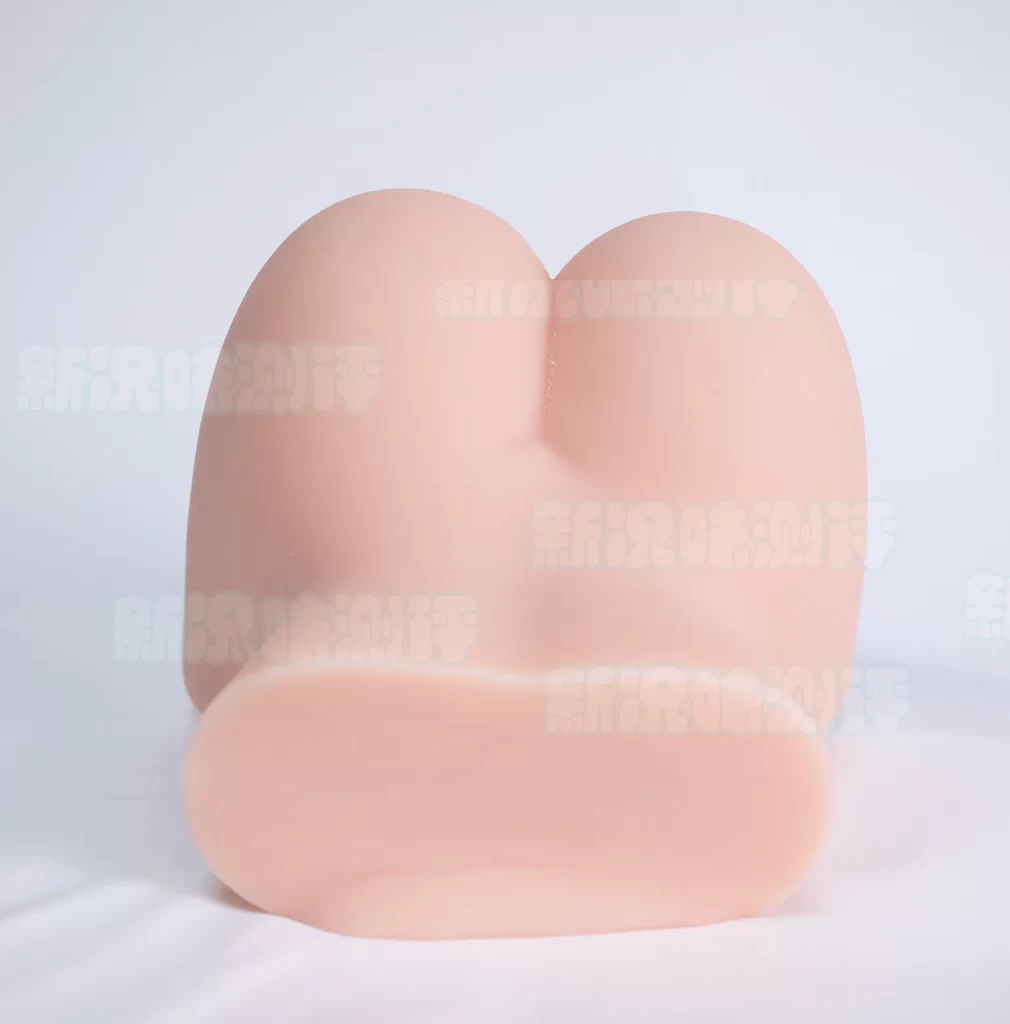 主打骑乘姿势的长腿小臀，实际用起来确实翘屁股厚乳更舒适？TMT—骑乘之臀测评