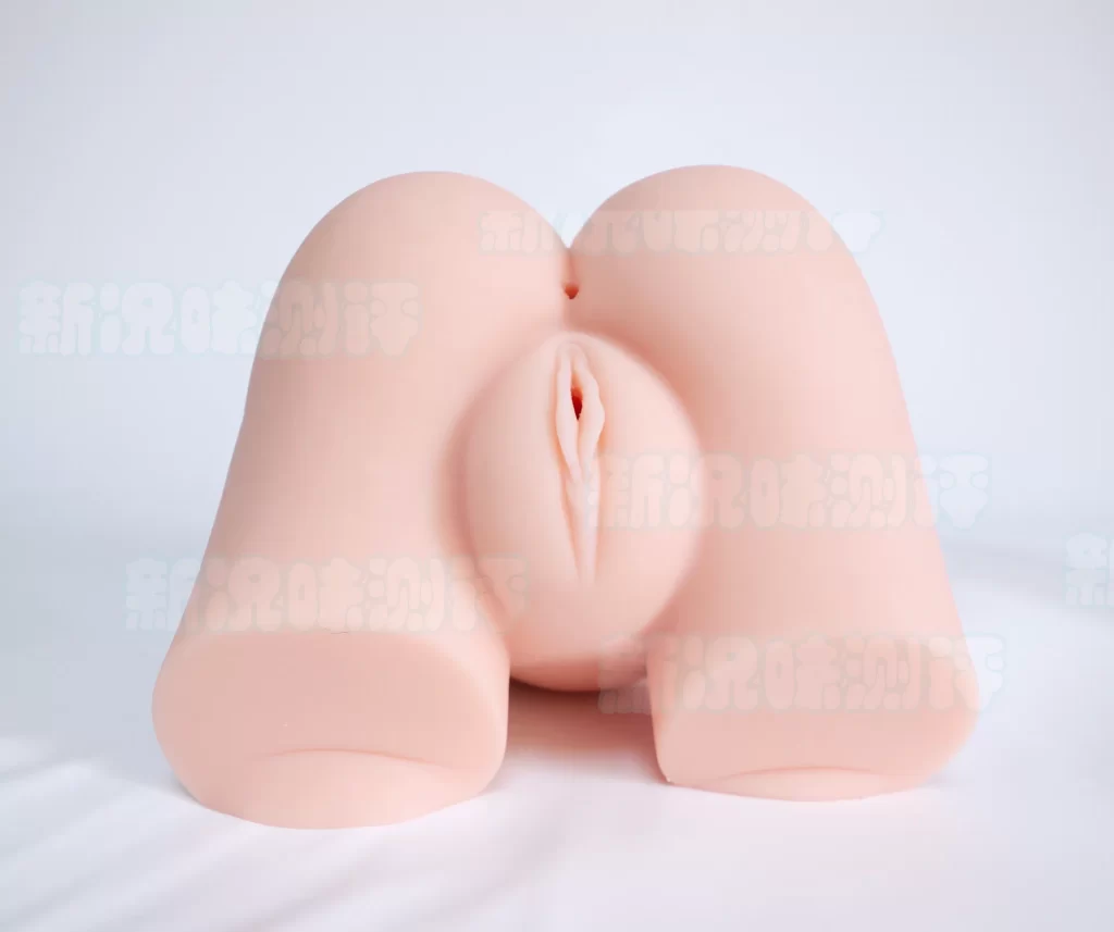 主打骑乘姿势的长腿小臀，实际用起来确实翘屁股厚乳更舒适？TMT—骑乘之臀测评