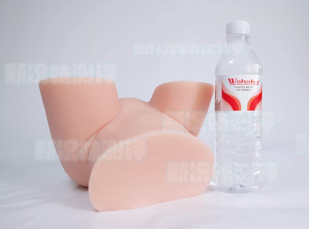 主打骑乘姿势的长腿小臀，实际用起来确实翘屁股厚乳更舒适？TMT—骑乘之臀测评