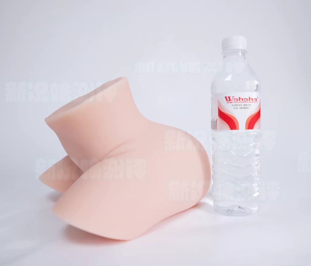 主打骑乘姿势的长腿小臀，实际用起来确实翘屁股厚乳更舒适？TMT—骑乘之臀测评