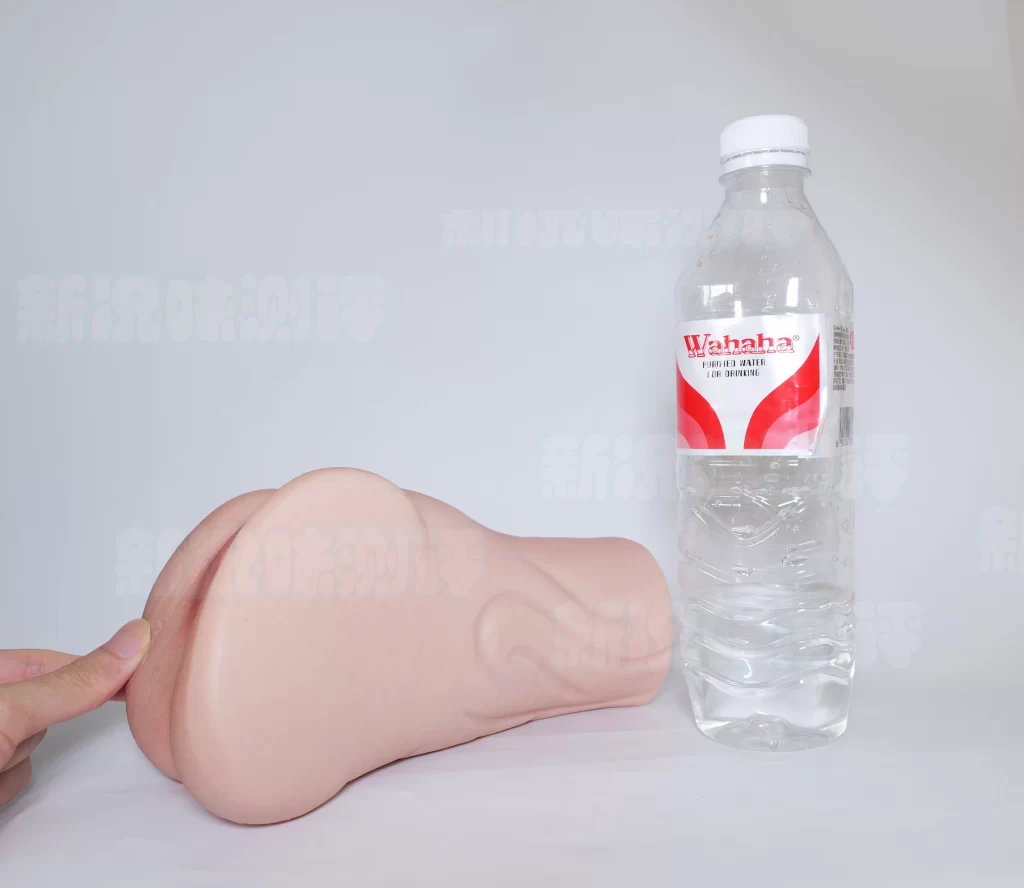 国人联名倒模2.0，稍微有些不一样的双色材料体验！彼之良—uair09测评