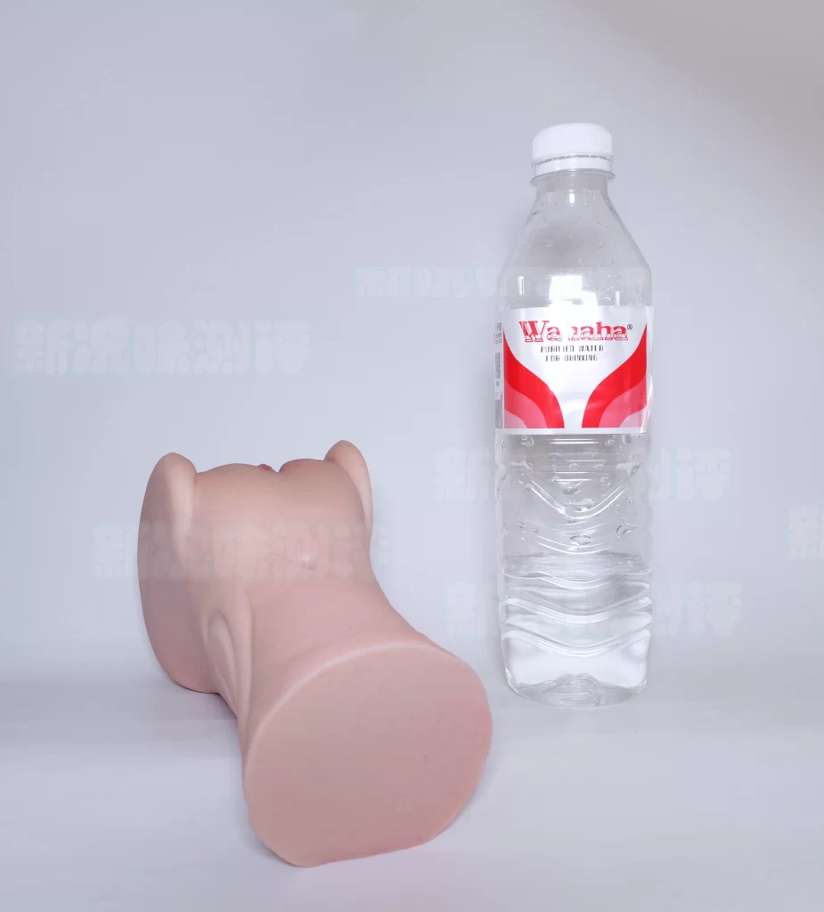 国人联名倒模2.0，稍微有些不一样的双色材料体验！彼之良—uair09测评