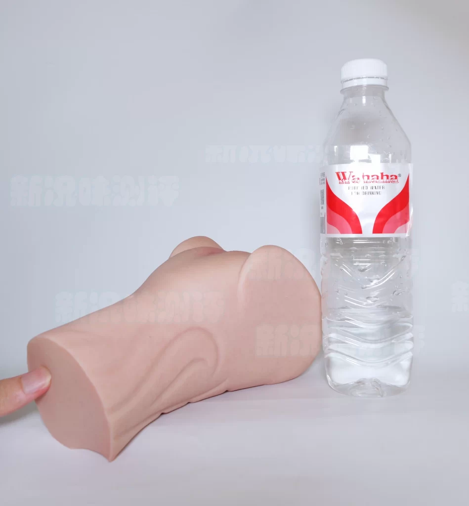 国人联名倒模2.0，稍微有些不一样的双色材料体验！彼之良—uair09测评