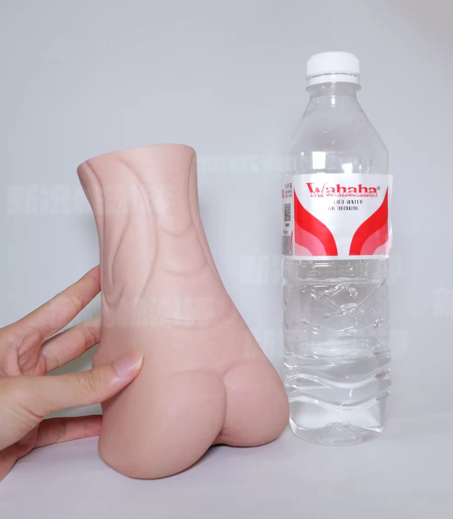 国人联名倒模2.0，稍微有些不一样的双色材料体验！彼之良—uair09测评