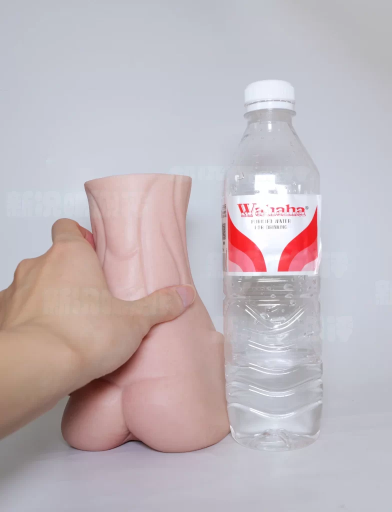 国人联名倒模2.0，稍微有些不一样的双色材料体验！彼之良—uair09测评