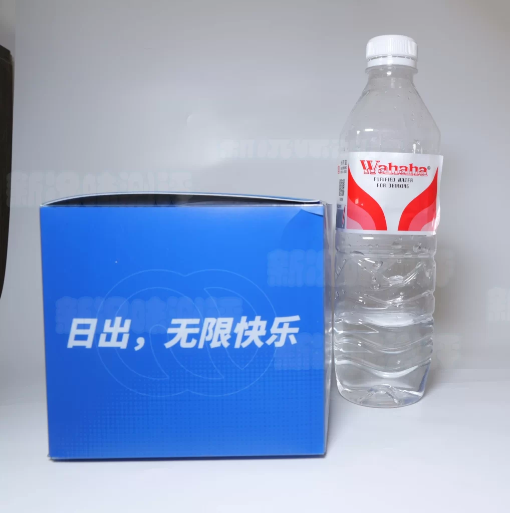 国人联名倒模2.0，稍微有些不一样的双色材料体验！彼之良—uair09测评
