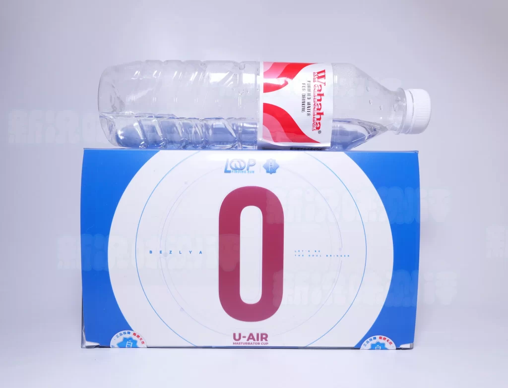 国人联名倒模2.0，稍微有些不一样的双色材料体验！彼之良—uair09测评